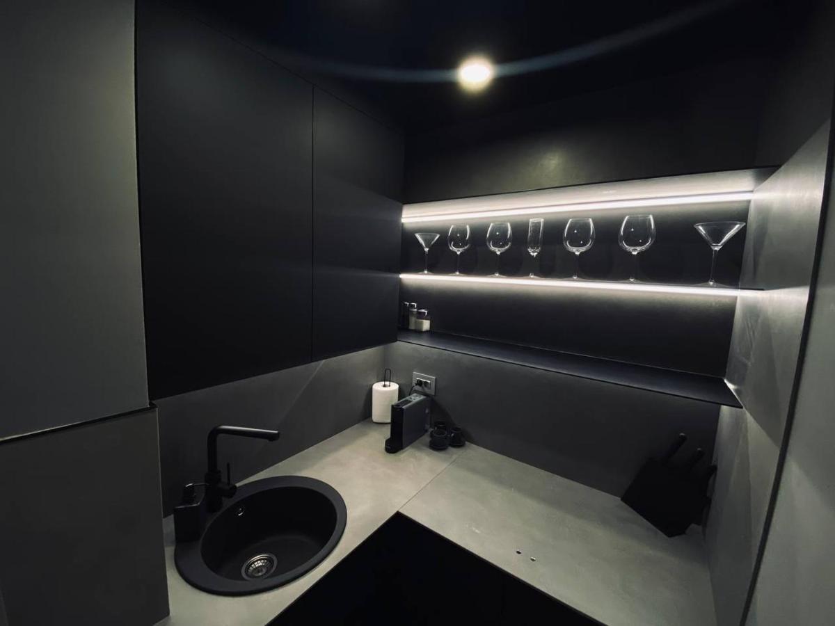 The Hatz By Rh Living Bukarest Eksteriør billede